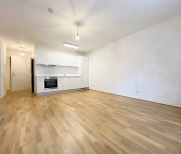 Moderne 2 Zimmer Wohnung mit Balkon I ruhige Innenhoflage - Foto 1
