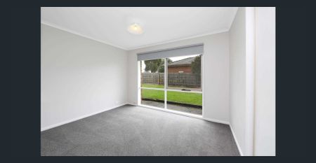 Neat Updated Home - Photo 4