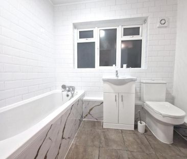 2 bedroom ground floor maisonette to rent - Photo 5