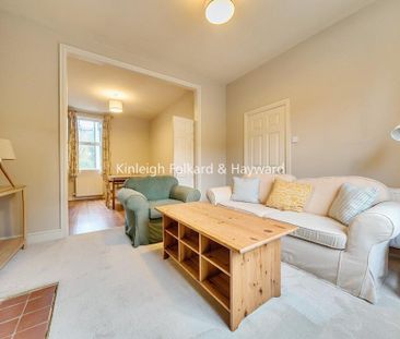 3 bedroom terraced house to rent - Photo 1