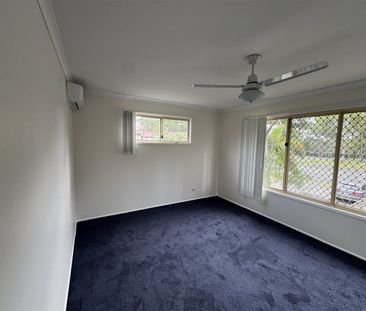 3 bedroom townhouse in gated complex with pool - Photo 3