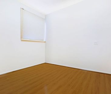 Home For Rent - Photo 5