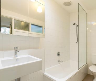 30 Gibbs Street, Balaclava VIC 3183 - House For Rent | Domain - Photo 6