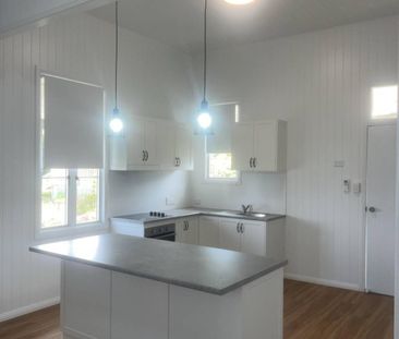 Beautifully Renovated Unit in Great Location - Photo 6