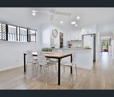 Cute on the outside, gorgeous on the inside - Photo 2