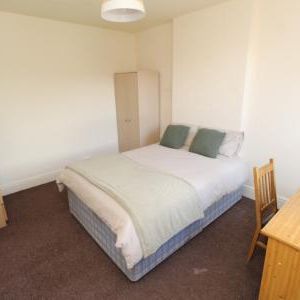 Ella Road, West Bridgford, NG2 - Photo 1