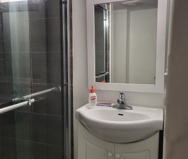 For Lease - 76 LEXINGTON Road, Brampton, Ontario - Photo 2