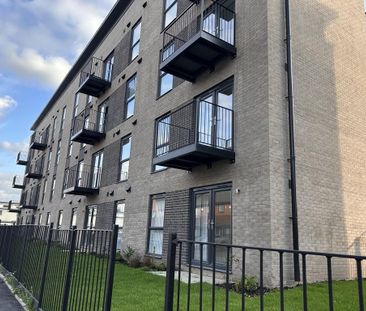 2 bedroom apartment to rent - Photo 3