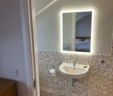1a Millbank Avenue (STUDENT LET), Portstewart, BT55 7DG - Photo 3