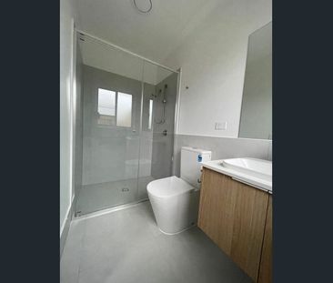 A fully furnished brand new bedroom with own en-suite and own alfresco - Photo 4