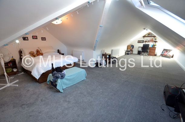 12 Harold Mount, Leeds, LS6 1PW - Photo 1