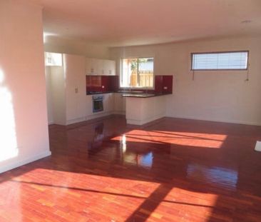 Clayton South - Photo 4