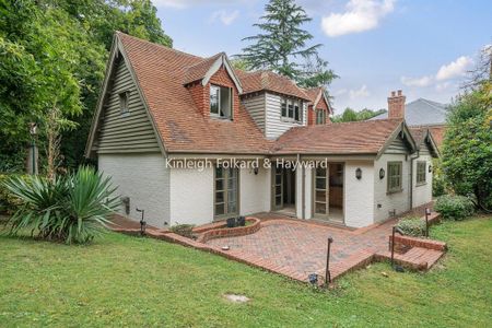 3 bedroom detached house to rent - Photo 4