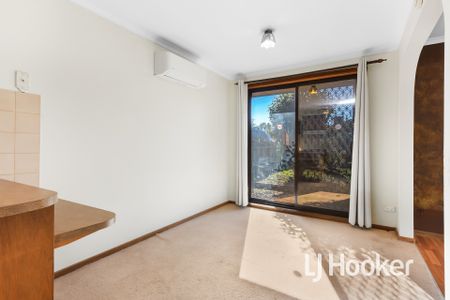 1/7 Sarah Place, Hampton Park VIC - Photo 5