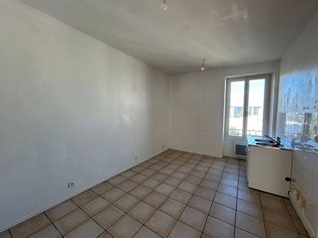 Appartement 3 pièces – VILLEURBANNE - Photo 2