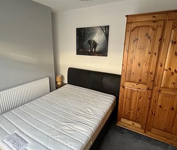 1 bed house share to rent in Herbert Street, Burnley, BB11 - Photo 2