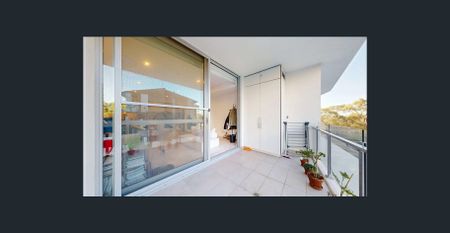 Modern Apartment in a Convenient Riverside Location! - Photo 5