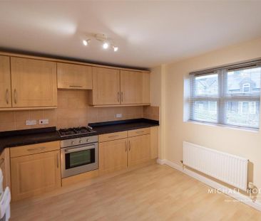 2 bedroom apartment to rent - Photo 3