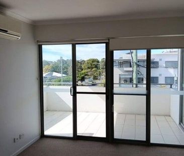 Unfurnished 2 Bed Apartment for Rent - Photo 1