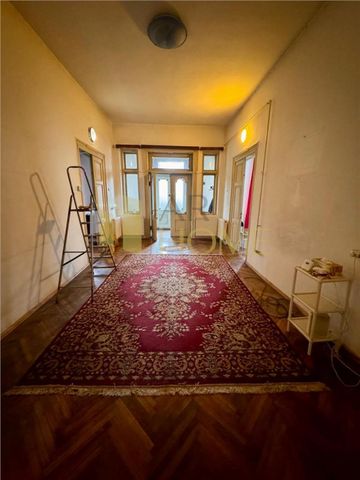Casa 4 camere plus dependinte in Ploiesti, zona ultracentra - Fotografie 5