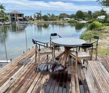 Furnished Luxury Waterfront Queenslander cottage on the Gold Coast ... - Photo 2