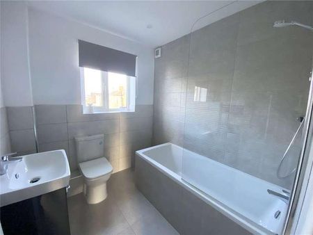 Dale View Terrace, Stocksfield, Northumberland, NE43 - Photo 2