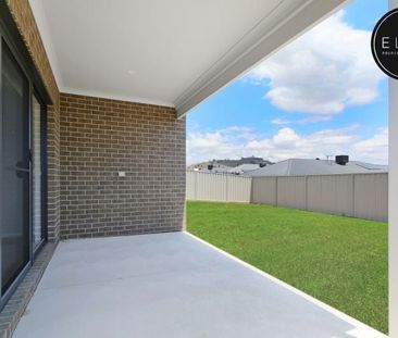 6 Crickhowell Street, Wodonga - Photo 2