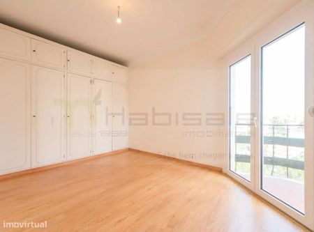 Cascais E Estoril, Lisbon - Photo 2