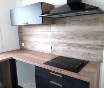 Location Appartement 3 pièces 58m² SETE 34200 - Photo 3