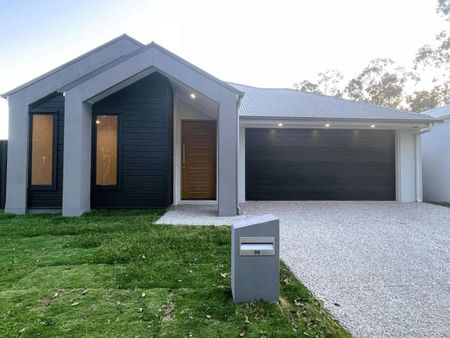 Pallara’s Premier Brand-New Home Privacy, Style & Comfort - Photo 2