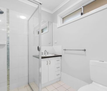 Family home - Photo 3