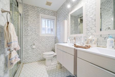 For Lease - 2427 Valley Heights Cres. N/A, Oakville, Ontario - Photo 4