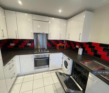 1 bedroom in a house share to rent - Photo 5