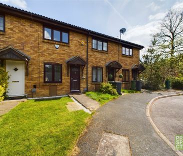 Habershon Drive, Camberley Habershon Drive, Camberley - Photo 2