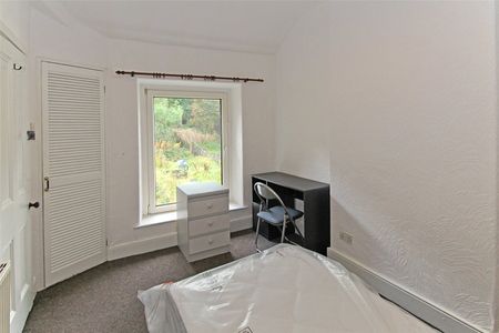 Caernarfon Road, Bangor, Gwynedd, LL57 - Photo 4