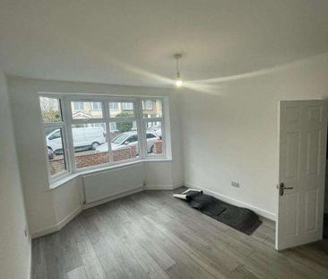Sheringham Avenue, Romford, London, United Kingdom, RM7 - Photo 6