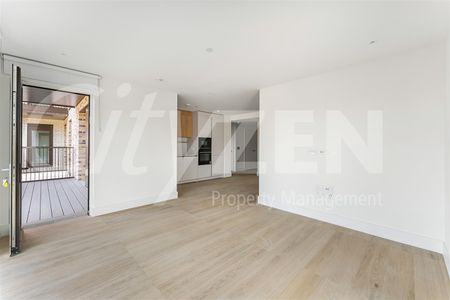 2 Maple Mews, London - Photo 2