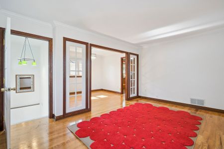 For Lease - 664 Scarlett Road, Toronto, Ontario - Photo 2