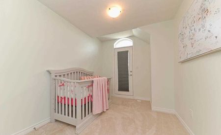 For Lease - 137 Borers Creek Circle, Hamilton, Ontario - Photo 4