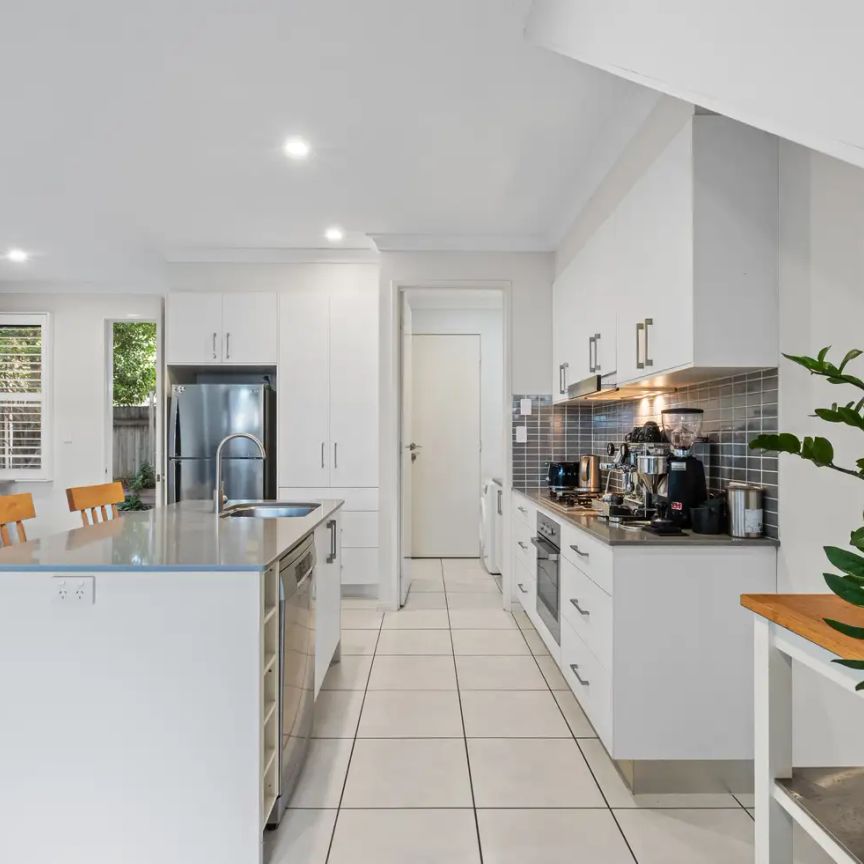 6/25 Christensen Street, Yeronga QLD 4104 - Photo 1