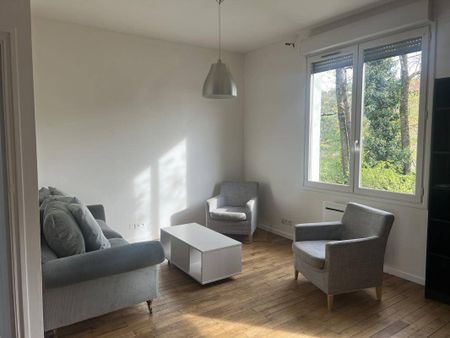 Location maison individuelle 4 pièces 88 m² à Villefranche-de-Rouergue (12200) - Photo 3