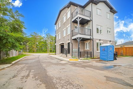 For Lease - 426 Veterans Drive Unit# 1, Barrie, Ontario - Photo 2