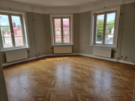 Kungsgatan 3 lgh 1202 i Åmål (hiss finns) - Foto 1