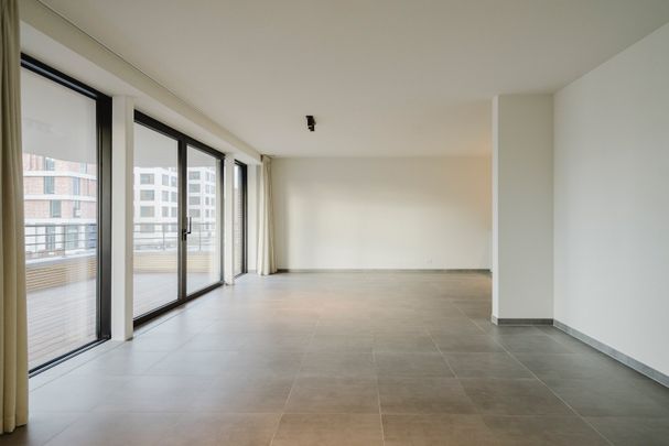 Appartement te huur in Kortrijk - Photo 1