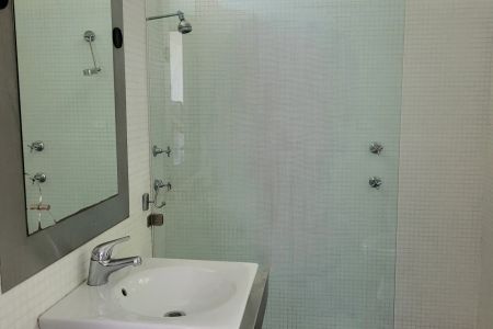 Tranquil Waterfront Living – Fully Furnished Oasis Just Minutes from Berowra Waters - Photo 5