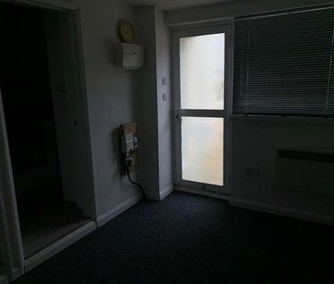 |ref: |, Dyer Road, Southampton, SO15 - Photo 4