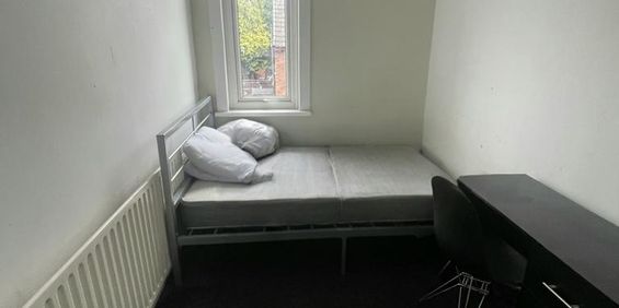 1 bedroom house of multiple occupation to rent - Photo 3