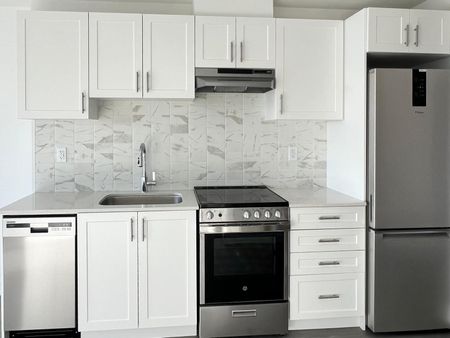 For Lease - 705 Davis Drive Unit# B705, Newmarket, Ontario - Photo 3