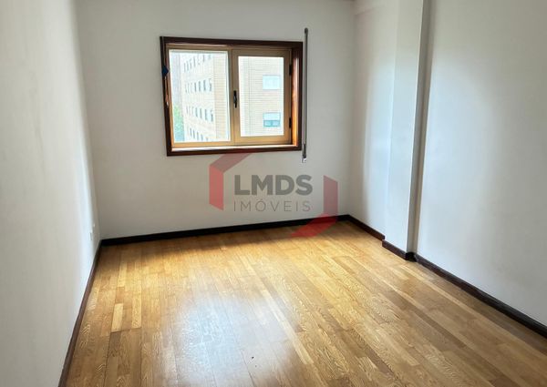 Apartamento T1 + 1