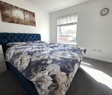 2 bedroom semi-detached house to rent - Photo 5